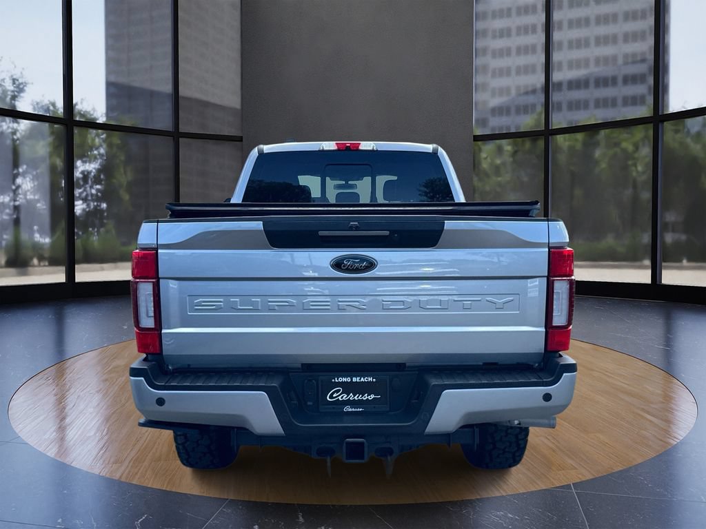 Certified 2022 Ford F350 Lariat w/ Tremor Off-Road Package AWD/4WD image 4