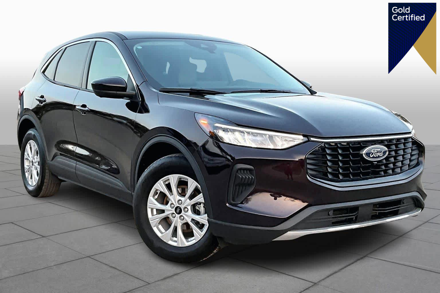 Certified 2023 Ford Escape Active w/ Tech Pack #2 image 1