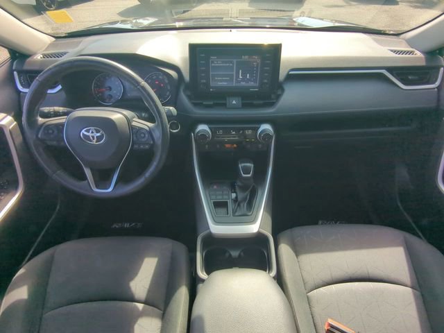 Used 2020 Toyota RAV4 XLE w/ XLE Grade Weather Package AWD/4WD image 16
