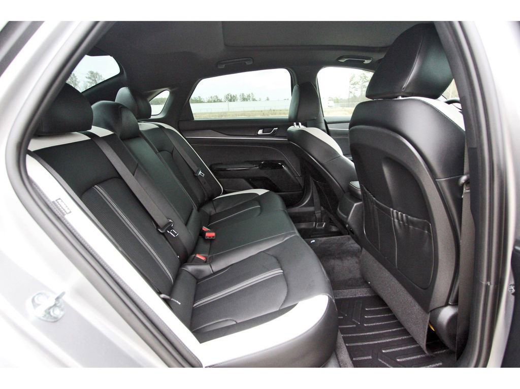 Used 2025 Kia K5 GT-Line w/ GT-Line Premium Package image 10