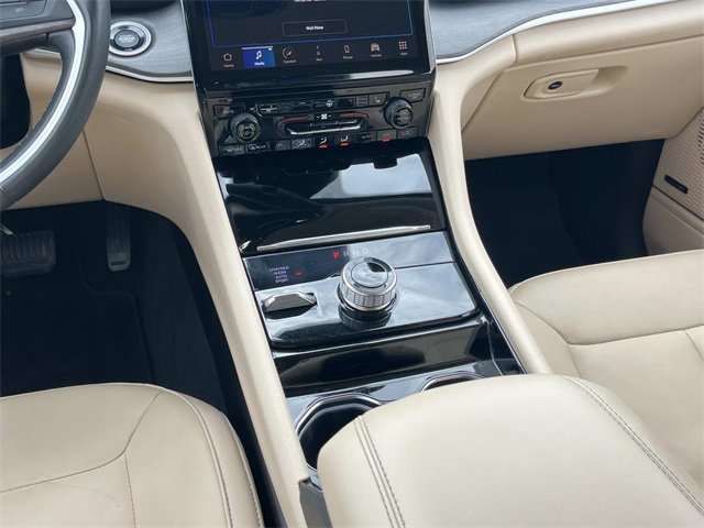 Used 2021 Jeep Grand Cherokee L Limited image 17