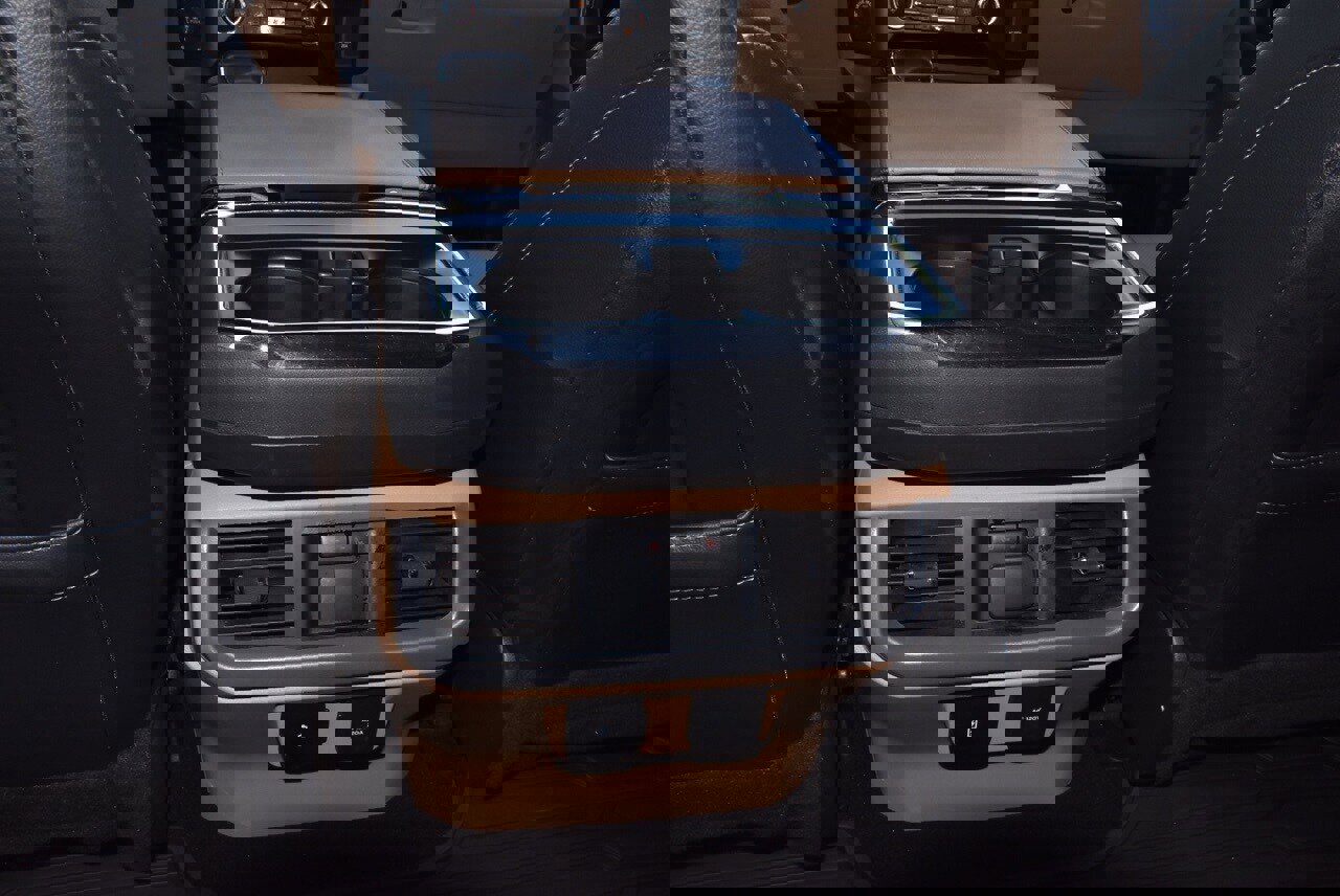 Certified 2023 Ford F150 Lariat w/ Equipment Group 502A High image 18