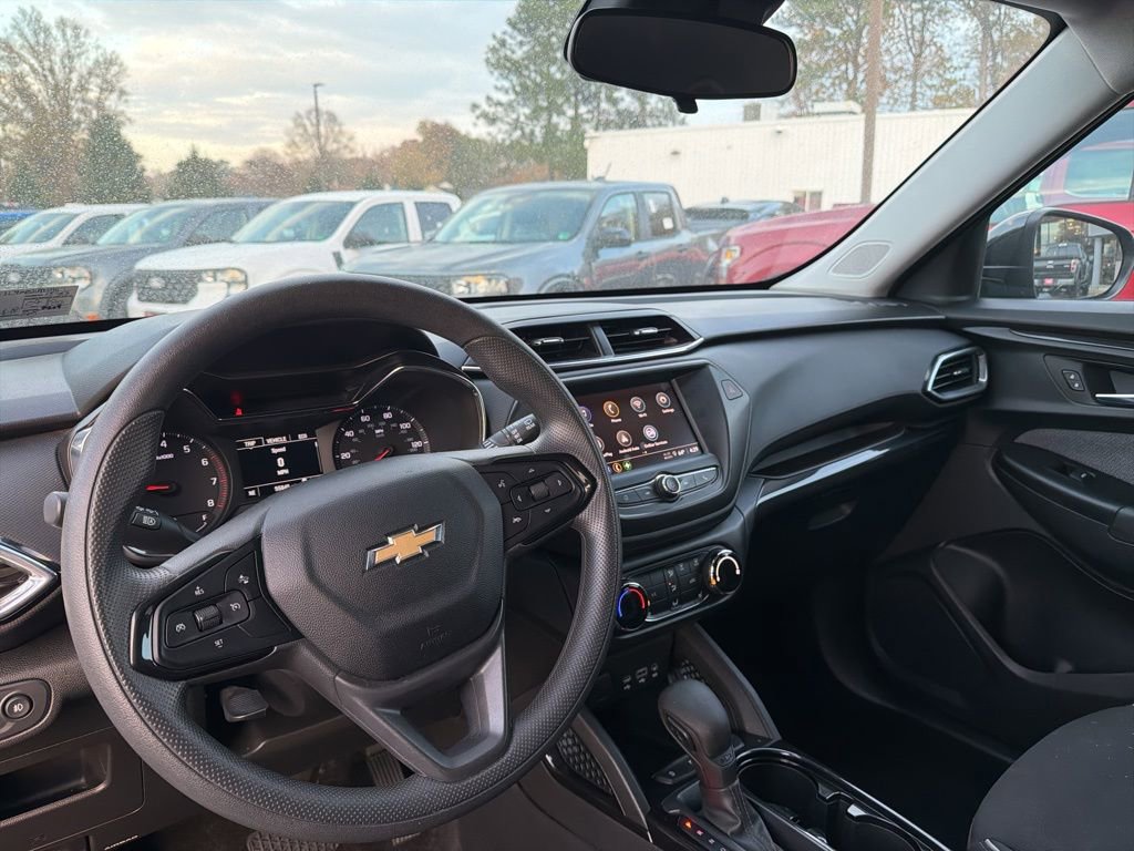 Used 2023 Chevrolet TrailBlazer LT image 18