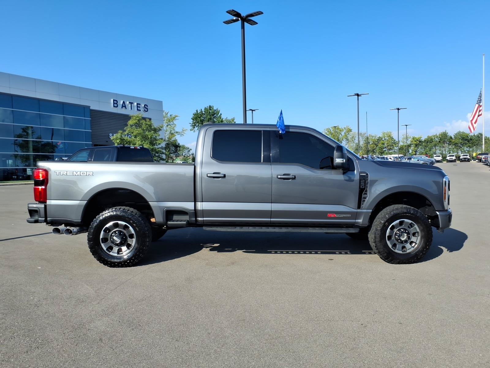 Certified 2024 Ford F250 Lariat w/ Lariat Ultimate Package AWD/4WD image 2