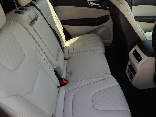 Certified 2023 Ford Edge Titanium AWD/4WD image 13