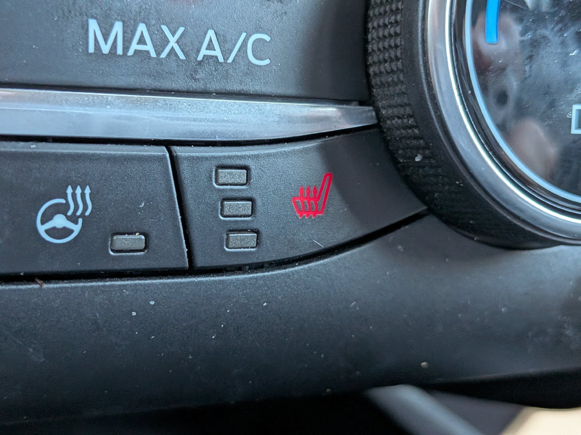 Certified 2024 Ford Escape Active AWD/4WD image 24