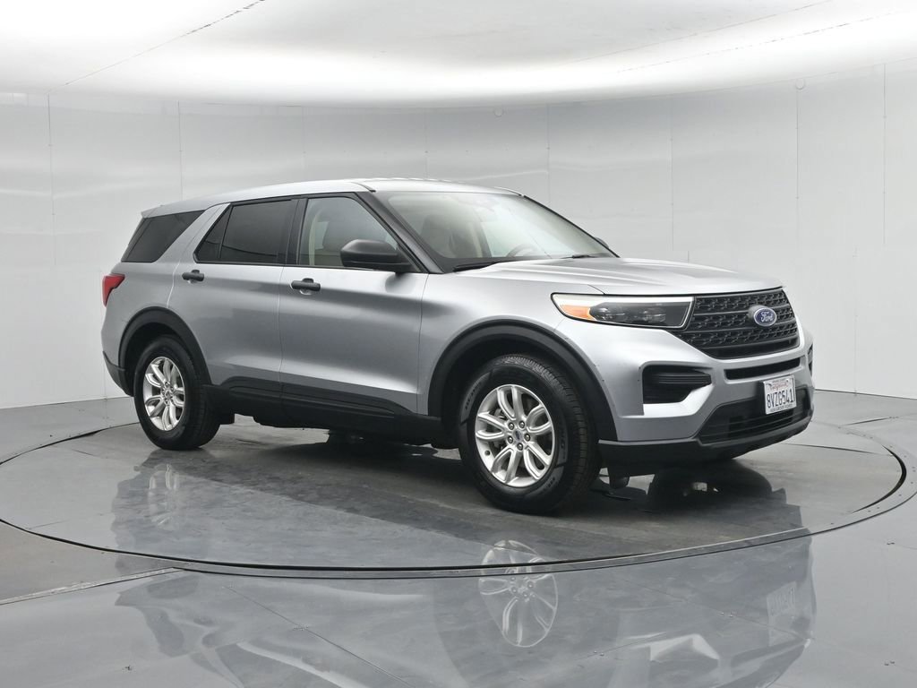 Certified 2021 Ford Explorer 2WD image 3