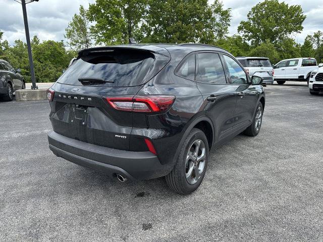 Certified 2025 Ford Escape ST-Line AWD/4WD image 7