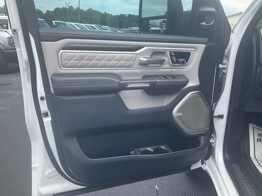 Used 2025 RAM 1500 Tungsten w/ Towing Technology Group AWD/4WD image 17