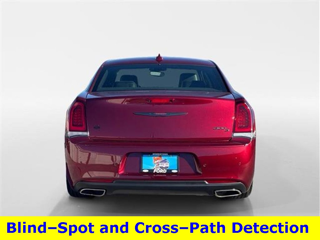 Used 2023 Chrysler 300 S image 5