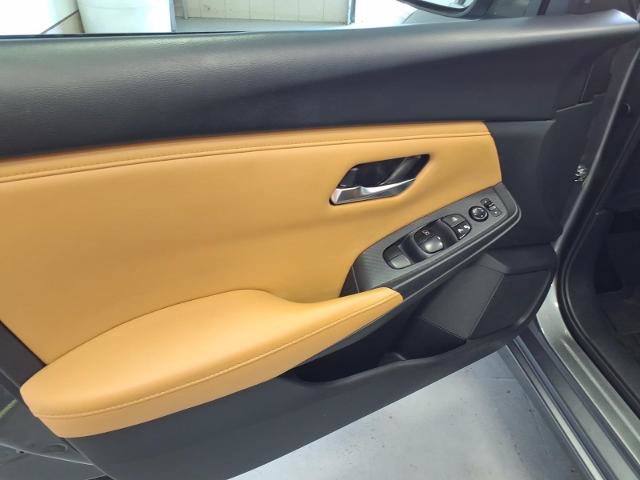 Used 2023 Nissan Sentra SV w/ SV Premium Package FWD image 11