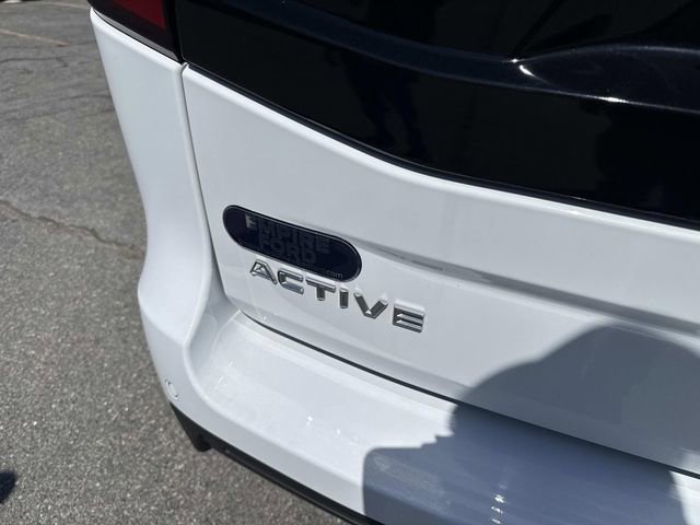 Certified 2025 Ford Expedition Active AWD/4WD image 5