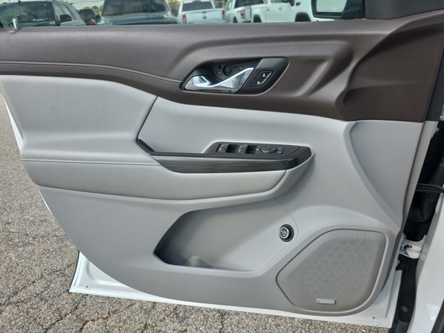 Used 2019 GMC Acadia SLT FWD image 19
