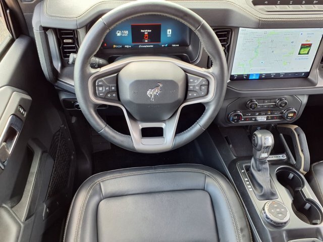 Certified 2025 Ford Bronco Badlands AWD/4WD image 6
