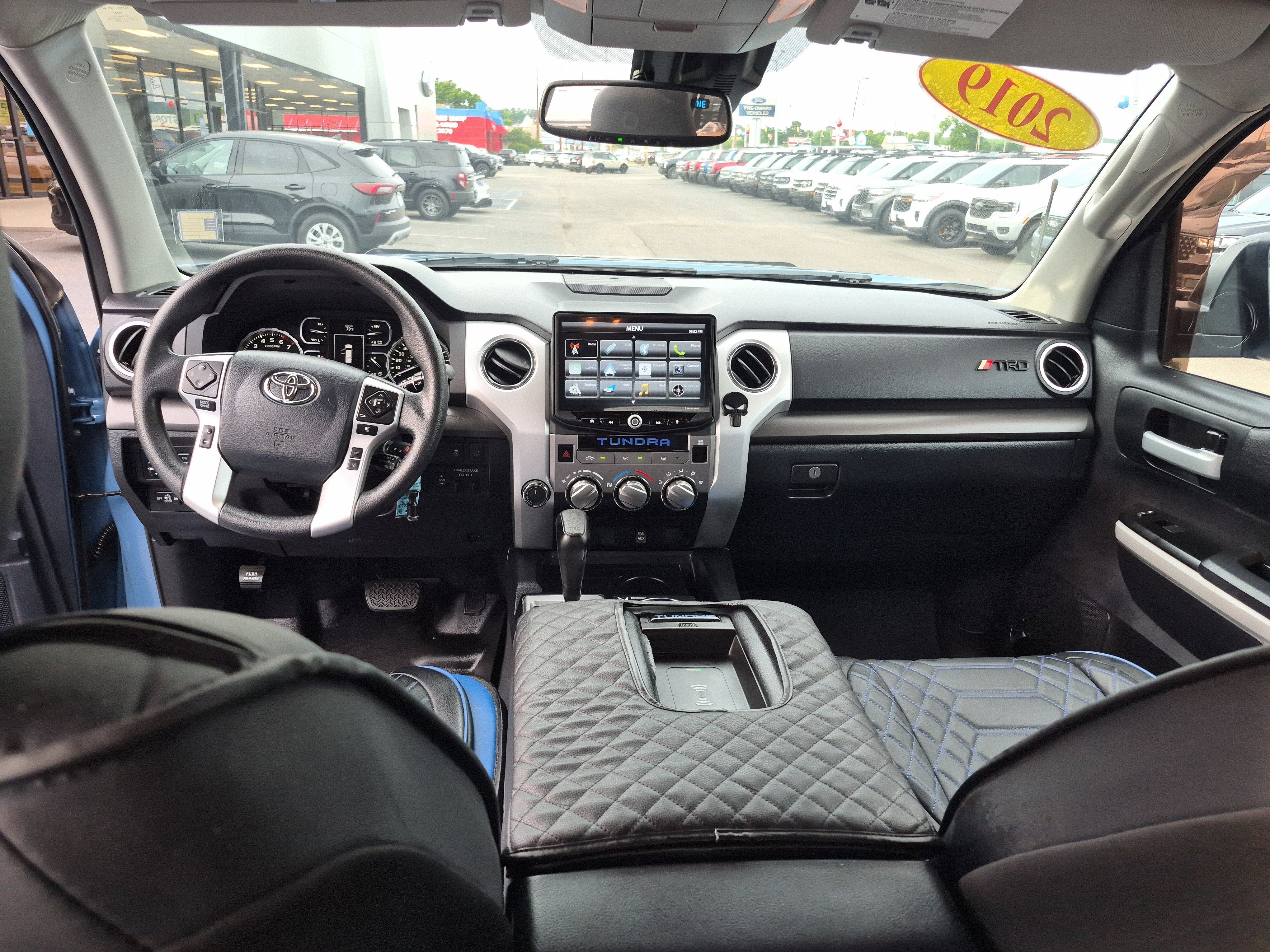 Used 2019 Toyota Tundra SR5 w/ SR5 Upgrade Package AWD/4WD image 22