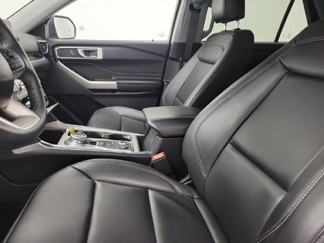 Certified 2024 Ford Explorer XLT w/ Equipment Group 202A AWD/4WD image 21
