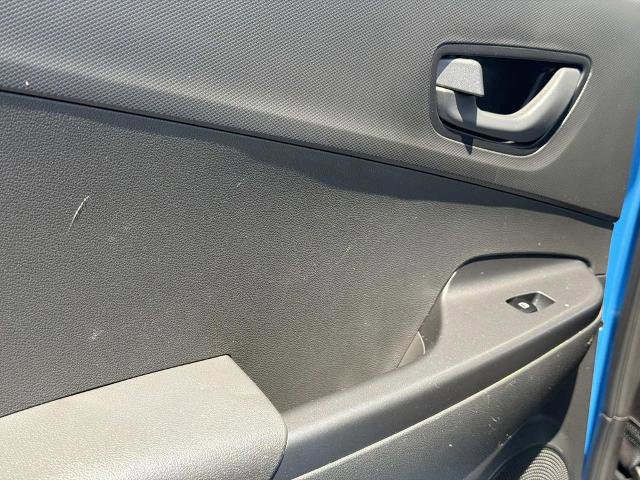 Used 2019 Hyundai Kona SE FWD image 18