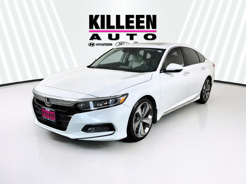 Used 2018 Honda Accord Touring image 3