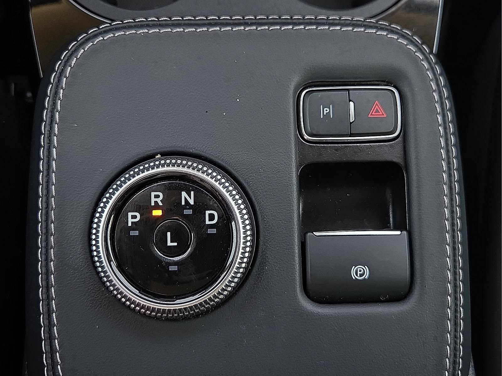 Certified 2024 Ford Mustang Mach-E Select AWD/4WD image 17
