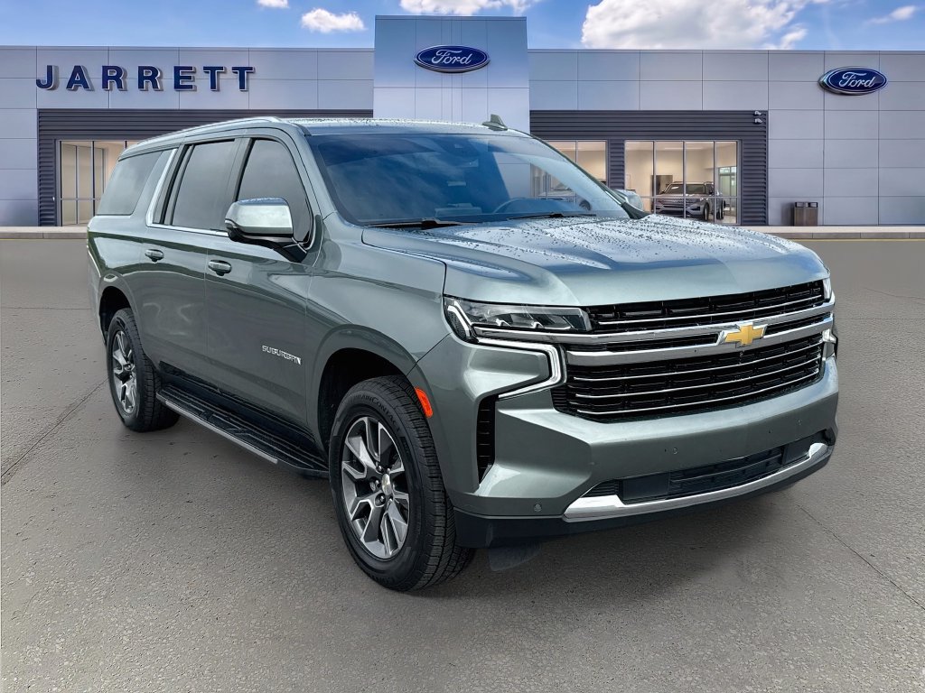 Used 2024 Chevrolet Suburban LT w/ Luxury Package