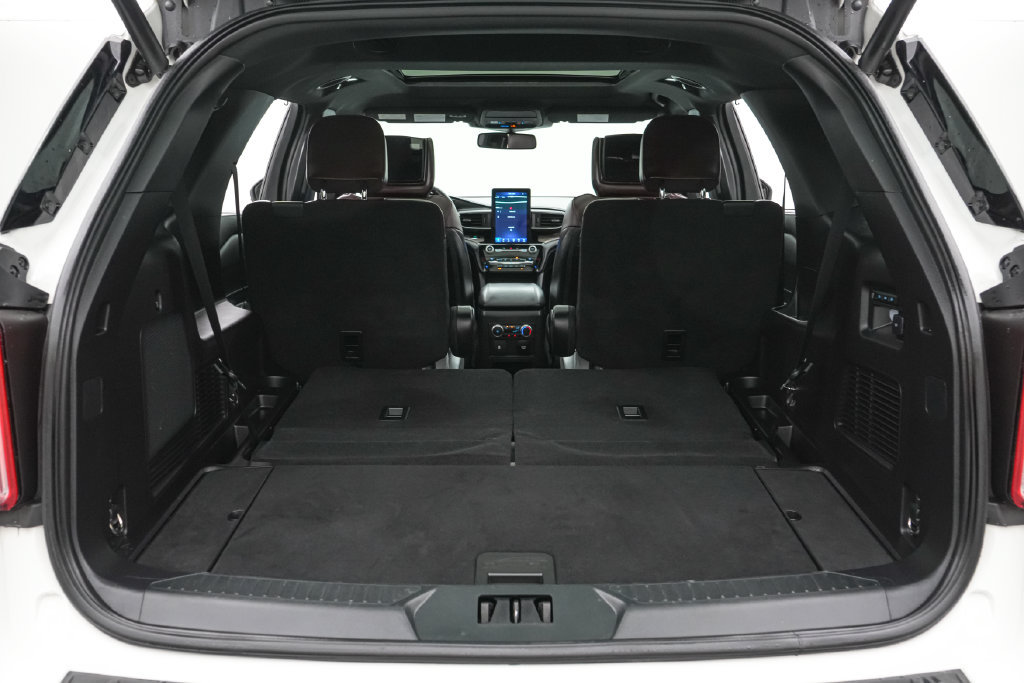 Certified 2021 Ford Explorer Platinum w/ Equipment Group 601A AWD/4WD image 25
