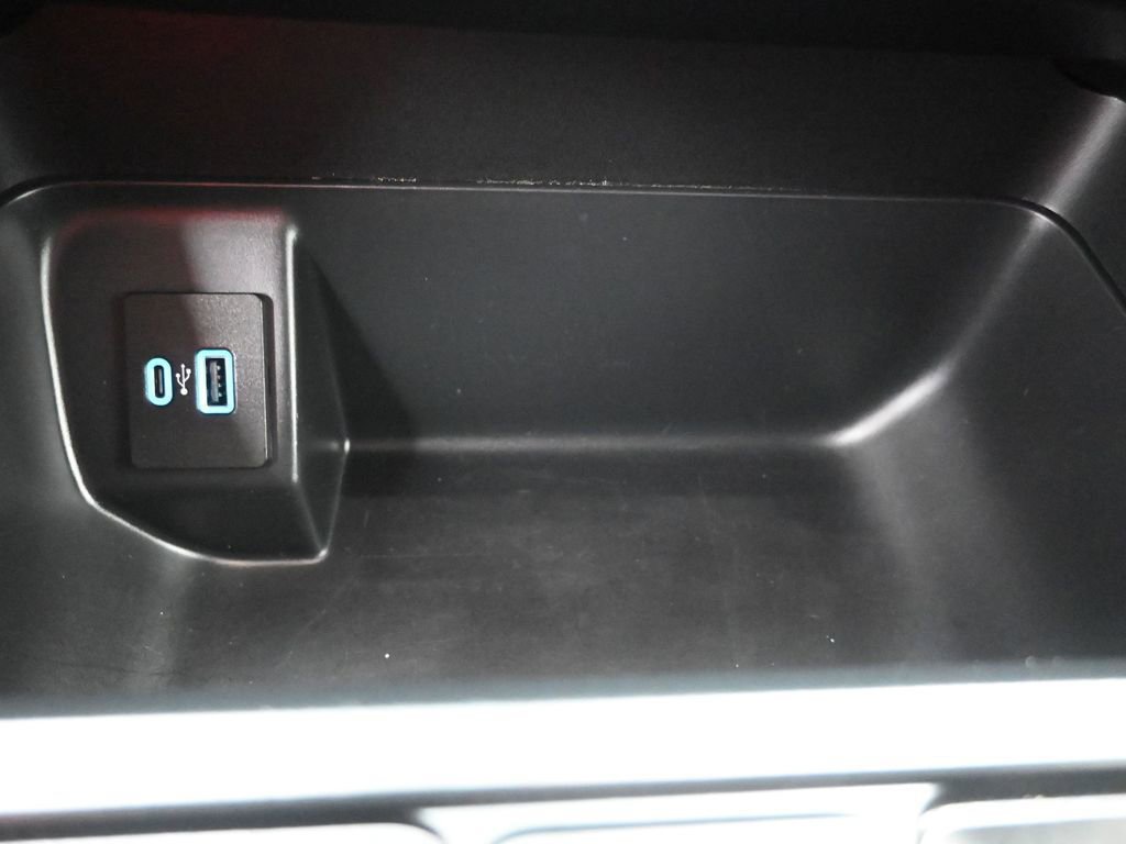 Certified 2023 Ford F150 XLT w/ Equipment Group 302A High image 9