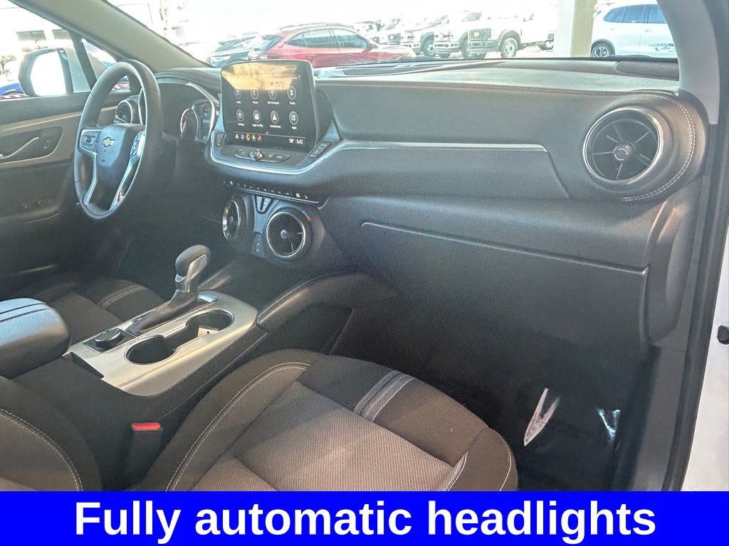 Used 2025 Chevrolet Blazer LT image 24