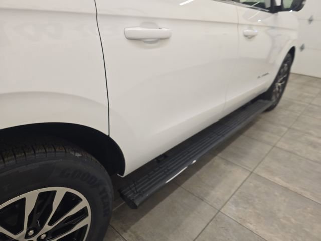 Certified 2025 Ford Expedition Max Platinum image 16