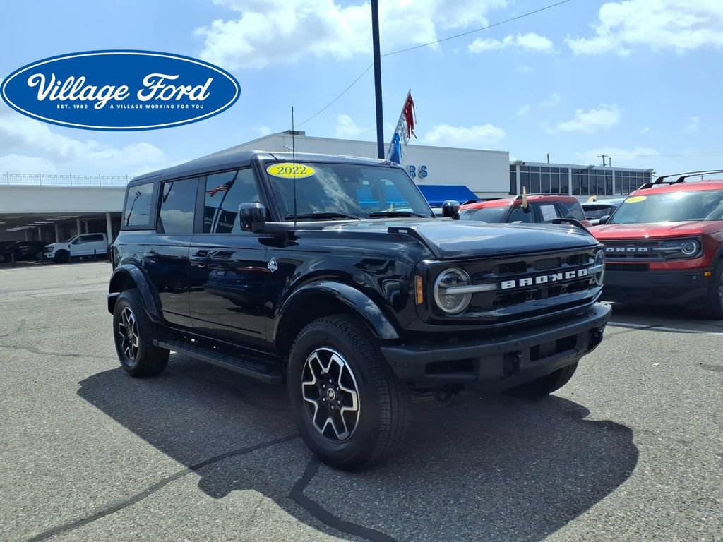 Certified 2022 Ford Bronco Outer Banks AWD/4WD image 4
