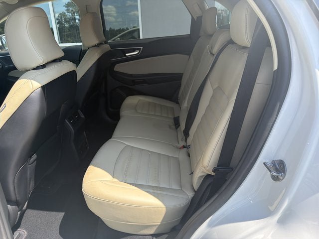 Certified 2024 Ford Edge SEL w/ Convenience Package AWD/4WD image 12