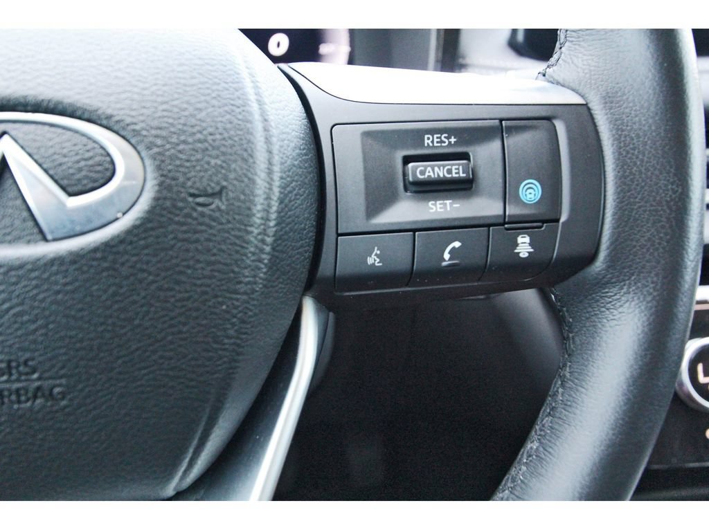 Used 2023 INFINITI QX60 Luxe w/ Vision Package FWD image 20