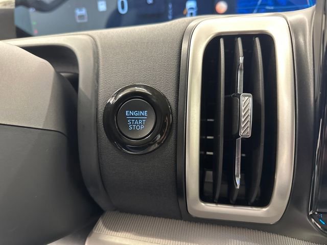 Certified 2025 Ford Expedition Active image 25