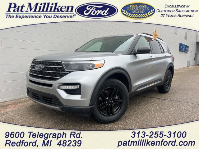 Certified 2022 Ford Explorer XLT w/ Equipment Group 202A image 6