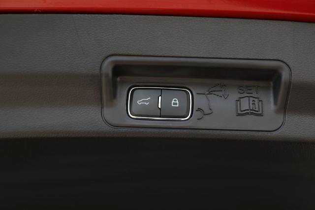 Certified 2025 Ford Explorer ST image 16