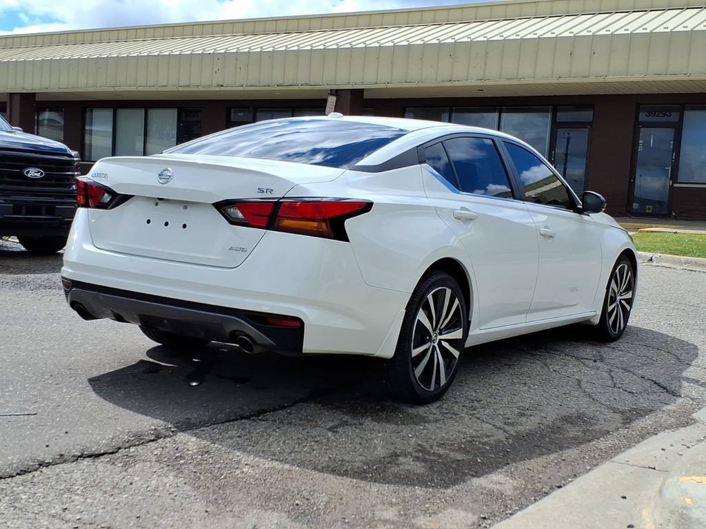 Used 2019 Nissan Altima 2.5 SR w/ SR Premium Package AWD/4WD image 5