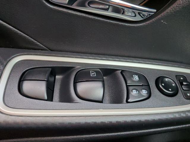 Used 2023 Nissan Versa SR w/ Trunk Package image 26