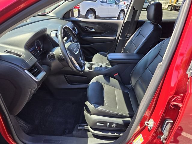 Used 2022 GMC Terrain SLT w/ LPO, Floor Liner Package AWD/4WD image 10