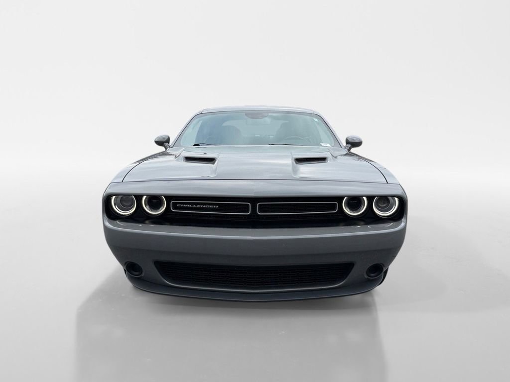 Used 2023 Dodge Challenger SXT image 7