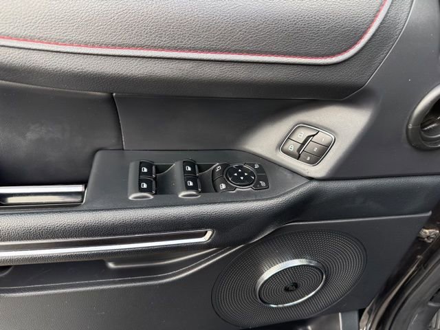 Certified 2023 Ford Expedition Limited image 18