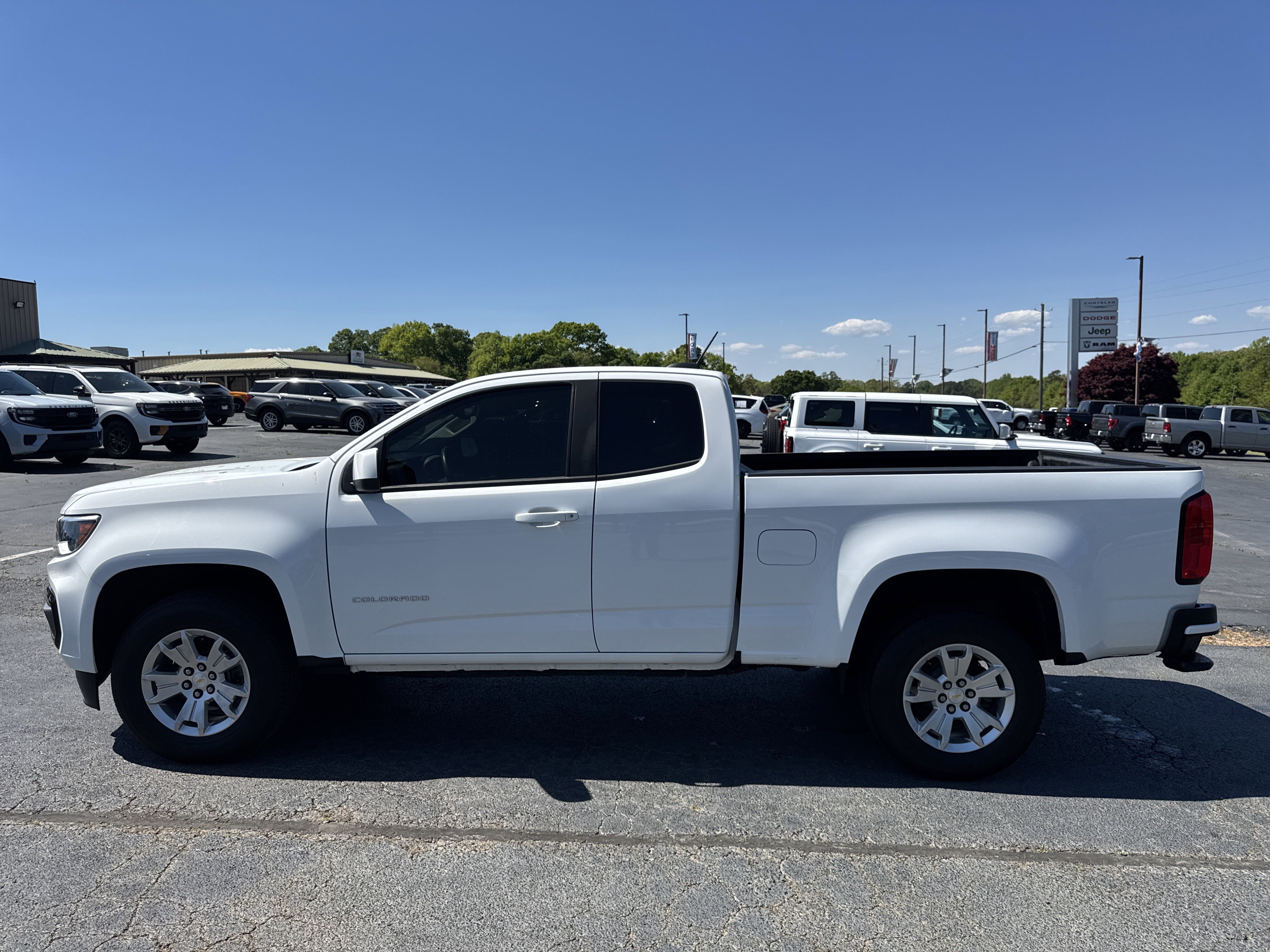 Used 2021 Chevrolet Colorado LT w/ Fleet Safety Package image 8