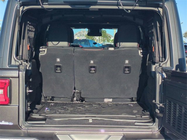 Used 2024 Jeep Wrangler Unlimited Rubicon w/ Safety Group image 13