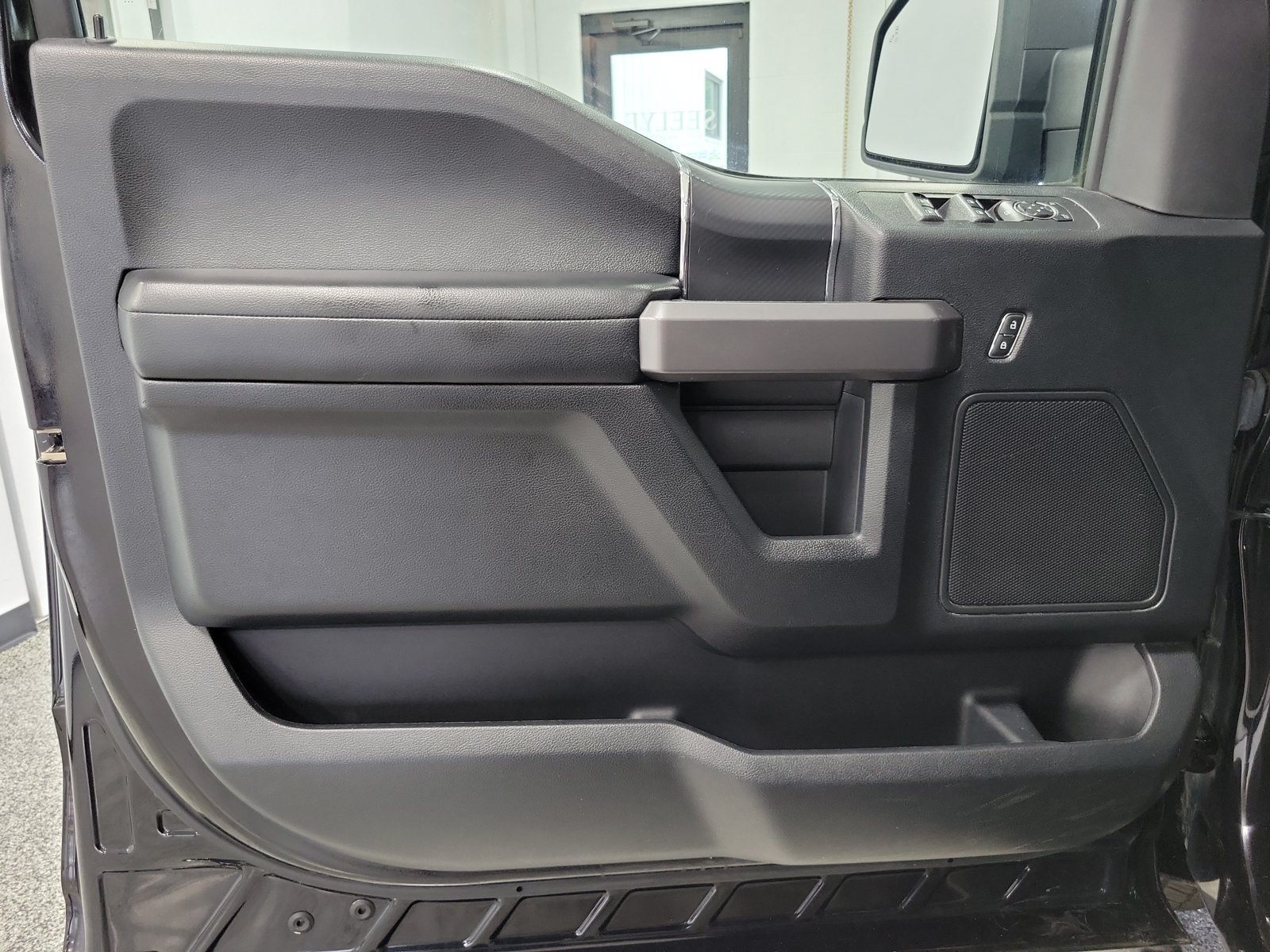 Certified 2020 Ford F150 XLT w/ Equipment Group 302A Luxury AWD/4WD image 6