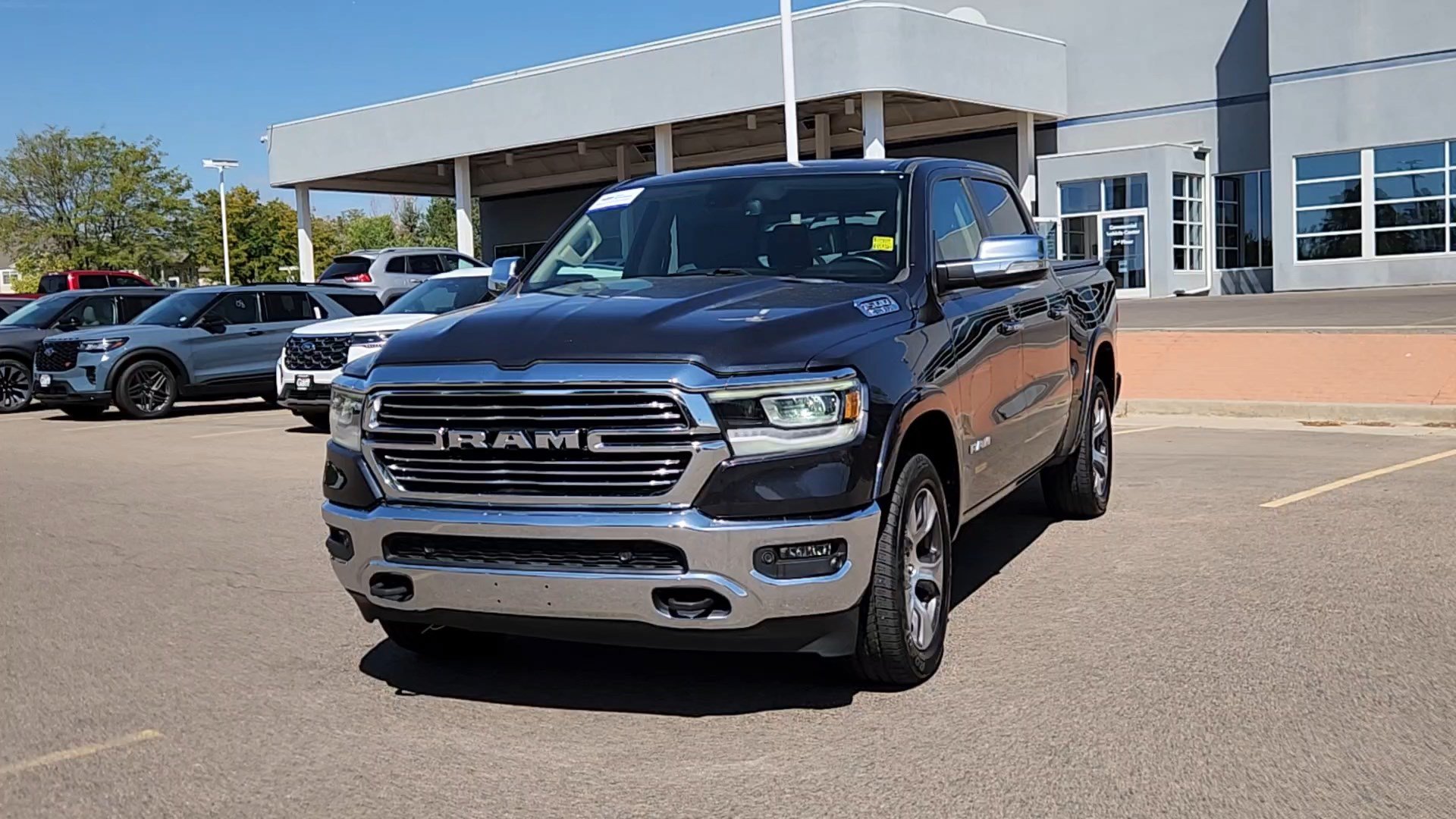 Used 2020 RAM 1500 Laramie AWD/4WD image 4