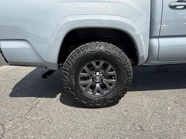 Used 2021 Toyota Tacoma SR5 RWD image 7