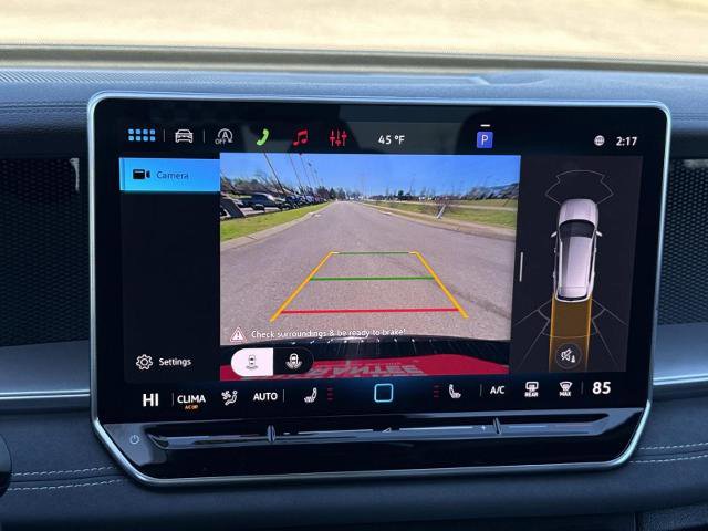 Used 2026 Volkswagen Tiguan SE R-Line image 23