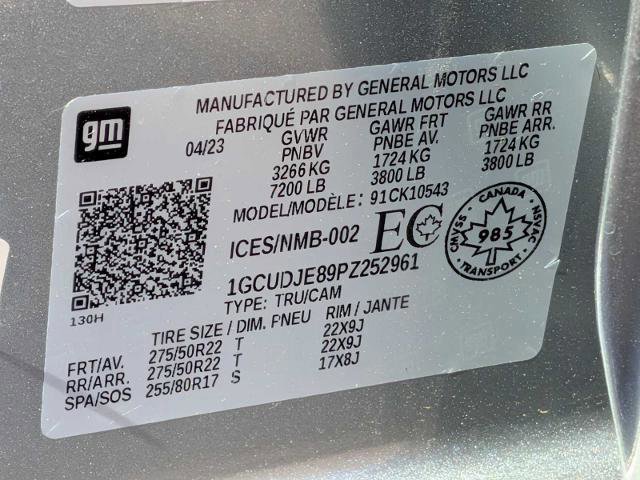 Used 2023 Chevrolet Silverado 1500 High Country w/ High Country Premium Package AWD/4WD image 35