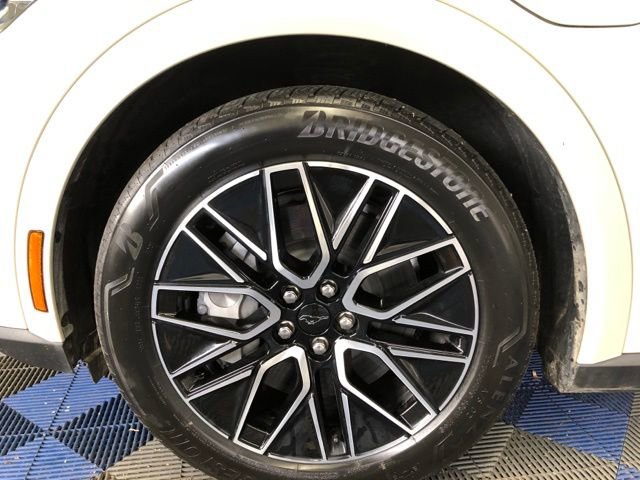 Certified 2025 Ford Mustang Mach-E Premium image 8