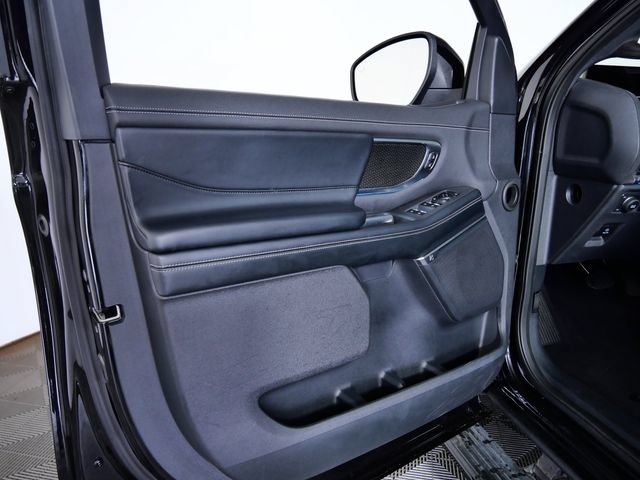 Certified 2025 Ford Expedition Platinum w/ Stealth Performance Package AWD/4WD image 16