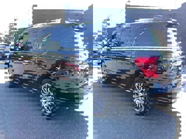 Certified 2022 Ford Expedition Max Limited image 3