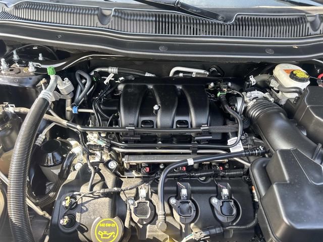 Certified 2019 Ford Explorer XLT FWD image 38